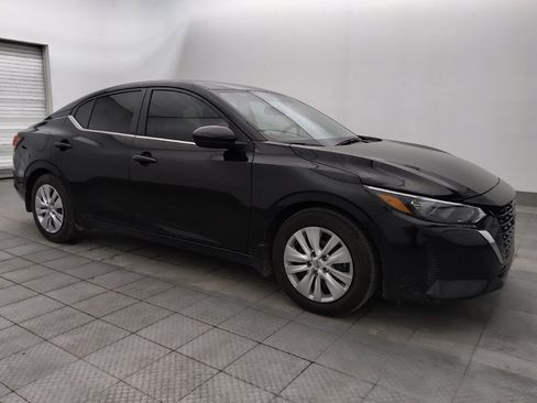 Used 2025 Nissan Sentra S FWD image 11