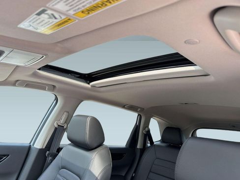 Used 2025 Honda CR-V EX-L image 15
