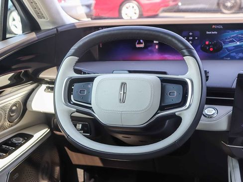 Used 2024 Lincoln Nautilus Black Label w/ Jet Appearance Package (87T) AWD/4WD image 15
