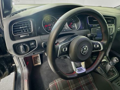 Used 2017 Volkswagen GTI Sport FWD image 11