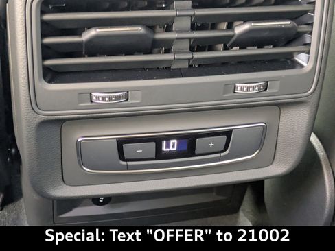 Certified 2025 Audi Q7 2.0T Premium w/ Convenience Plus Package image 16