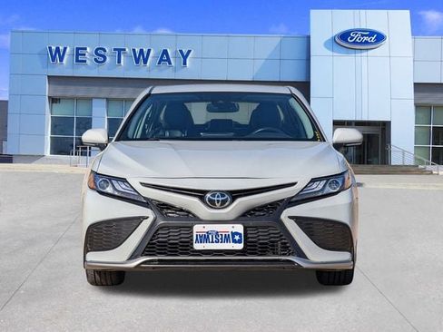 Used 2024 Toyota Camry XSE image 7