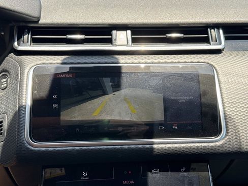 Used 2020 Land Rover Range Rover Velar R-Dynamic S AWD/4WD image 23
