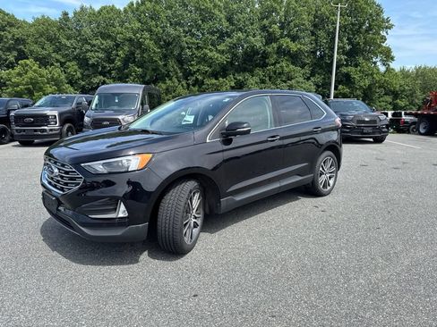 Used 2022 Ford Edge Titanium AWD/4WD image 3
