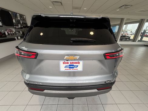 Used 2025 Chevrolet Equinox LT w/ Safety and Technology Package FWD image 8