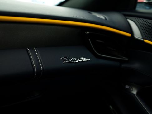 Used 2024 Ferrari Roma Spider image 18