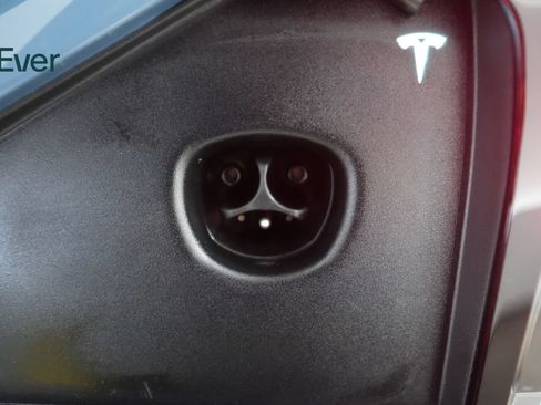 Used 2026 Tesla Model X Plaid AWD/4WD image 10