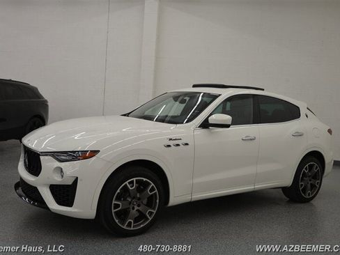 Used 2022 Maserati Levante Modena image 4