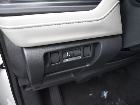 Used 2026 Subaru Forester Premium image 10