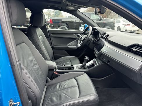 Used 2020 Audi Q3 2.0T Premium image 4