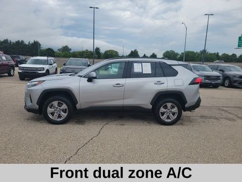 Used 2024 Toyota RAV4 XLE FWD image 3