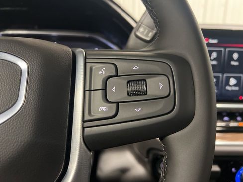 New 2026 GMC Sierra 1500 Elevation image 16