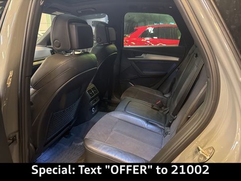 Used 2019 Audi SQ5 Premium w/ Convenience Package image 7