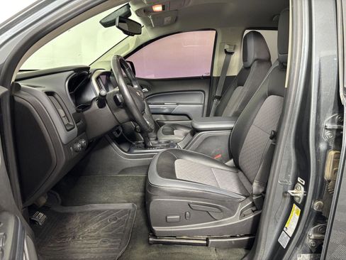 Used 2017 Chevrolet Colorado Z71 image 12