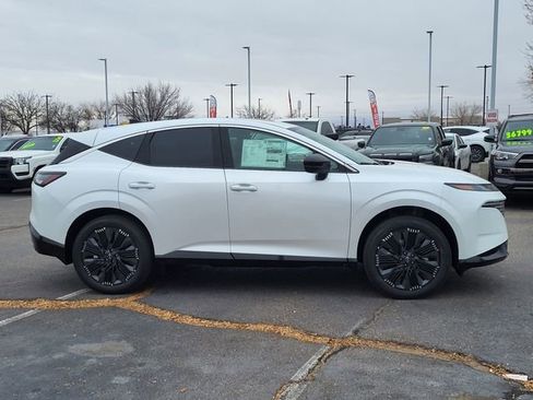 New 2026 Nissan Murano Platinum w/ Cargo Package AWD/4WD image 2