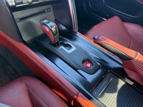 Used 2016 Nissan GT-R Premium image 22