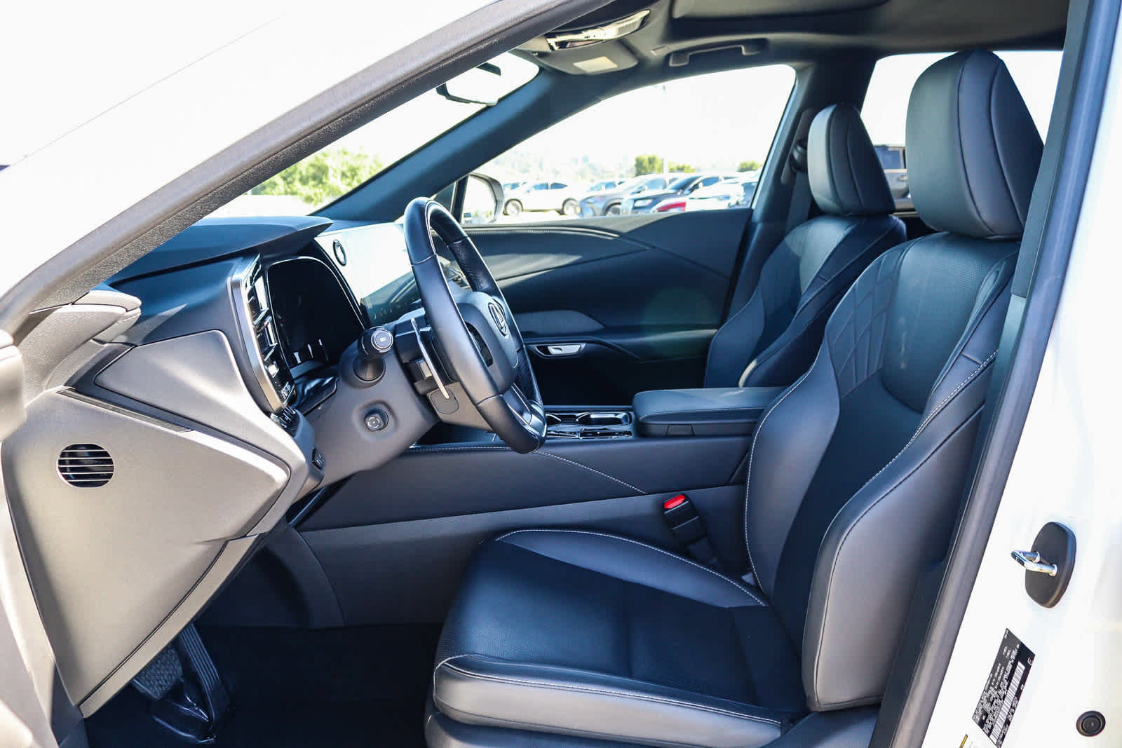 Used 2024 Lexus RX 350 Premium w/ Accessory Package (Z1) FWD image 20