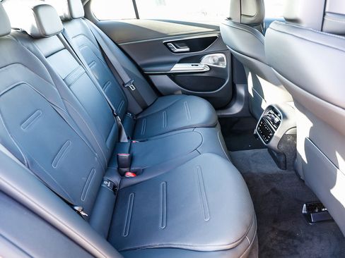 New 2026 Mercedes-Benz E 53 AMG e 4MATIC Sedan image 18