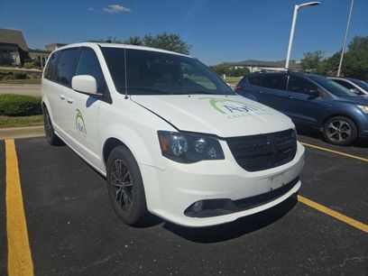 Used 2018 Dodge Grand Caravan SE