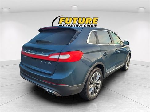 Used 2016 Lincoln MKX Reserve w/ Technology Package image 3