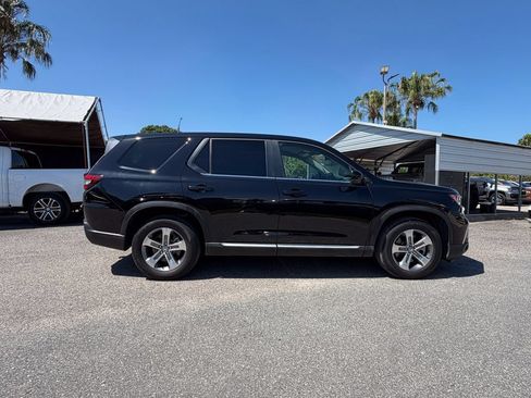 Used 2023 Honda Pilot EX-L image 4