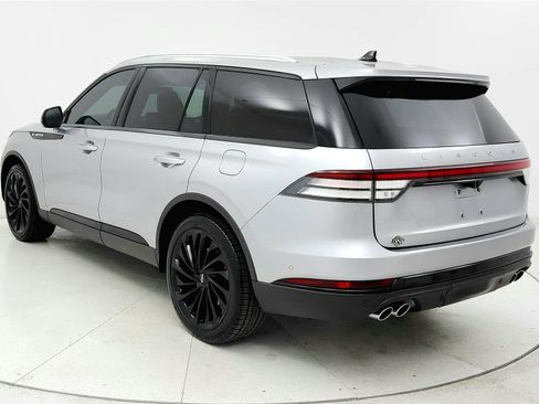 Used 2021 Lincoln Aviator Reserve w/ Equipment Group 201A image 3
