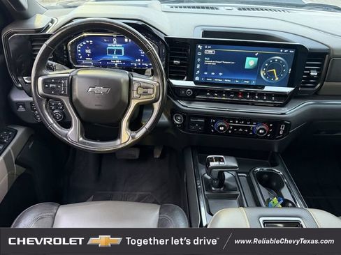 Used 2022 Chevrolet Silverado 1500 ZR2 w/ Technology Package AWD/4WD image 13