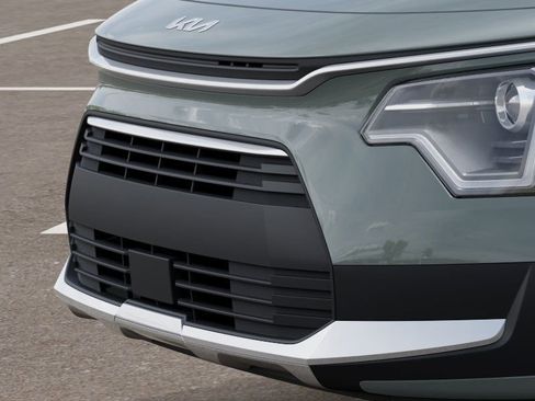 New 2025 Kia Niro EX image 14
