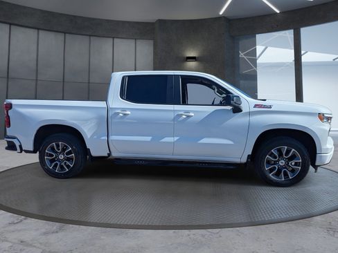 Used 2022 Chevrolet Silverado 1500 RST w/ Z71 Off-Road Package image 7