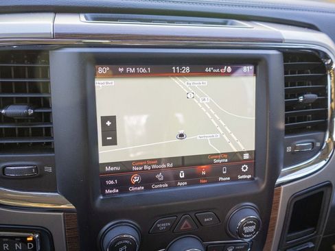 Used 2018 RAM 1500 Laramie image 20