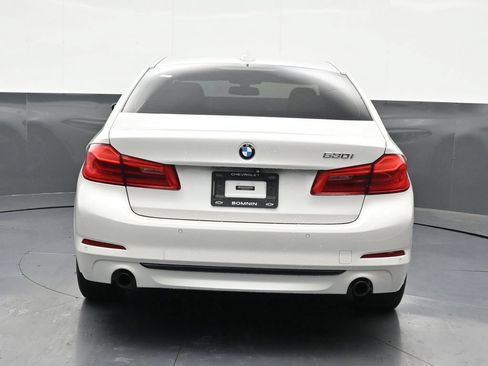 Used 2019 BMW 530i w/ Convenience Package RWD image 4