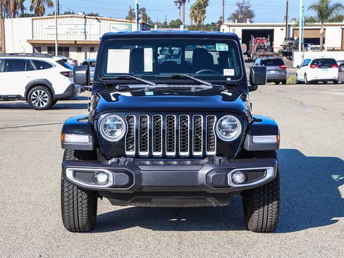Used 2021 Jeep Gladiator Overland w/ Popular Equipment Package image 2