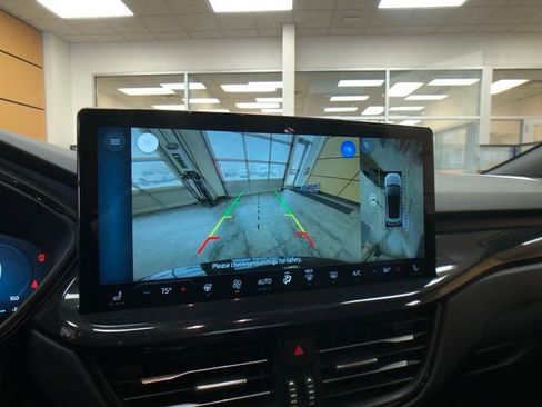 Used 2025 Ford Escape ST-Line Elite w/ Premium Technology Package image 16