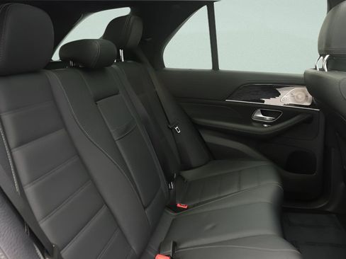 Certified 2024 Mercedes-Benz GLE 450 4MATIC image 29