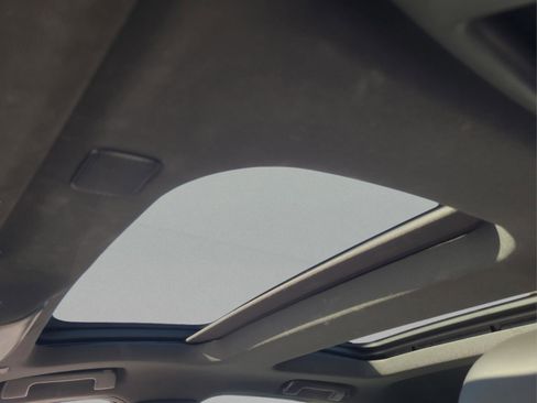 Used 2022 Cadillac CT5 Sport w/ Climate Package image 17