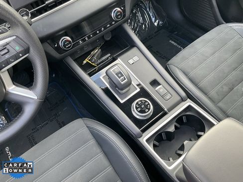 Used 2023 Mitsubishi Outlander SE image 49