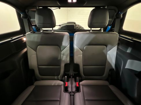 Used 2021 Ford Bronco Black Diamond AWD/4WD image 22