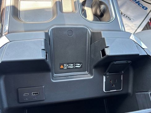 New 2026 Chevrolet Silverado 1500 LTZ AWD/4WD image 5