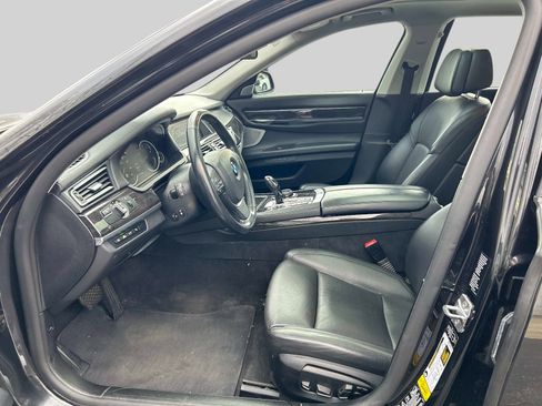 Used 2014 BMW 750Li xDrive AWD/4WD image 10