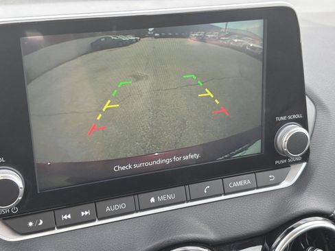 Used 2025 Nissan Sentra SV FWD image 19
