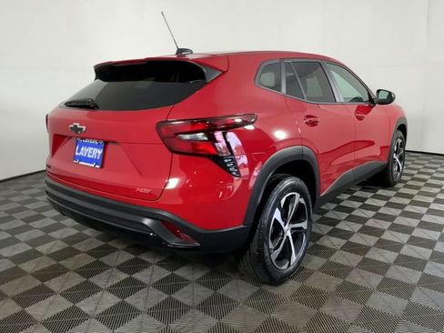 New 2026 Chevrolet Trax RS w/ Driver Confidence Package FWD image 8