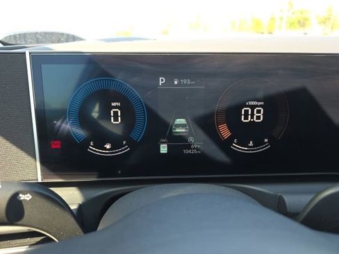Used 2025 Hyundai Tucson SEL AWD/4WD image 15