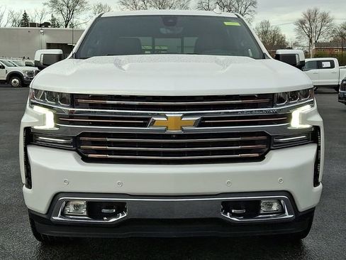 Used 2022 Chevrolet Silverado 1500 High Country w/ Technology Package image 5