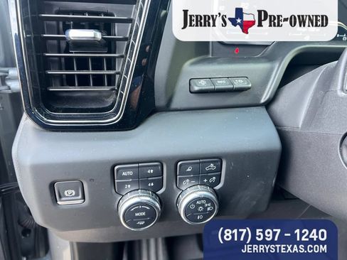 Used 2024 GMC Sierra 1500 AT4 w/ Technology Package AWD/4WD image 13