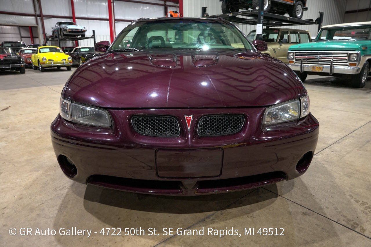 Used 2002 Pontiac Grand Prix GTP FWD image 13