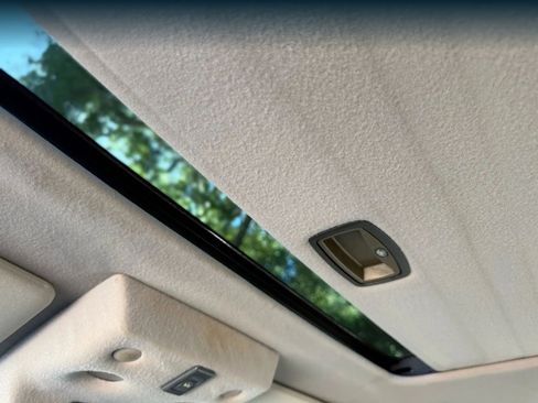 Used 2000 Mitsubishi Montero Sport XLS image 22