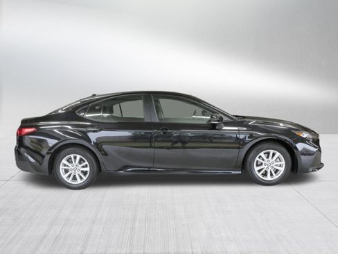 Certified 2025 Toyota Camry LE FWD image 9