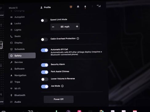 Used 2025 Tesla Model S Plaid image 31