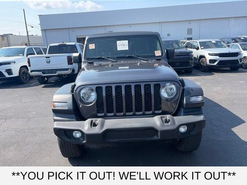 Used 2024 Jeep Wrangler Unlimited Sport AWD/4WD image 2