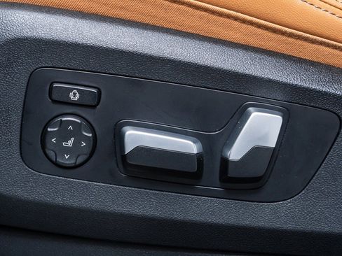 Used 2024 BMW X5 xDrive40i w/ Premium Package image 28